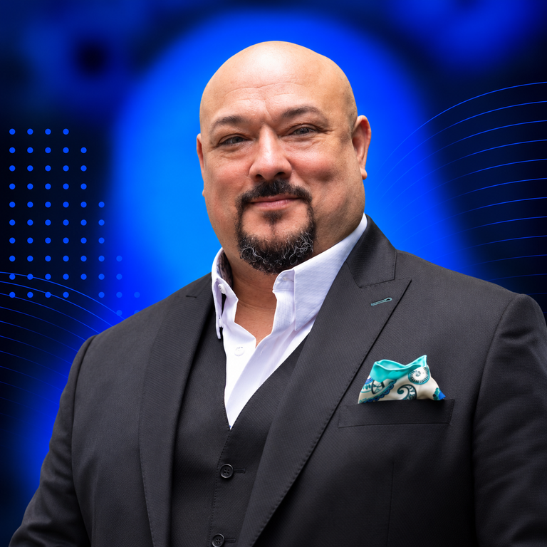 Pedro J. Solís